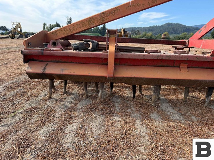 lelyterra-15'-power-harrow-image-7