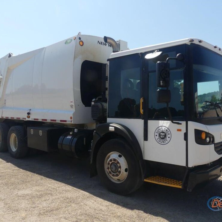 2021 DENNIS EAGLE GARBAGE TRUCK, S/N 1D92EGCB7MG791055 T/A, CUMMINS DIESEL
