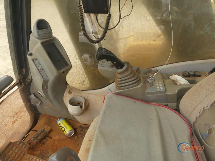 deere-250-p-tier-image-12