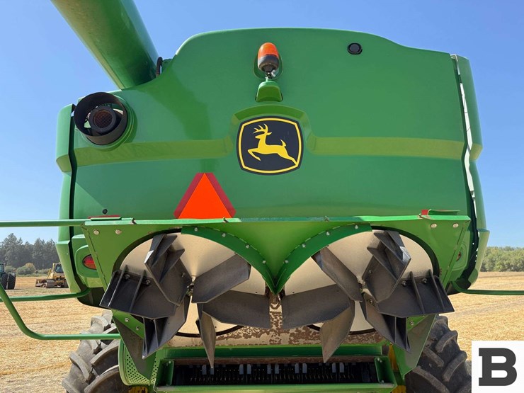 2014-john-deere-s660-image-40