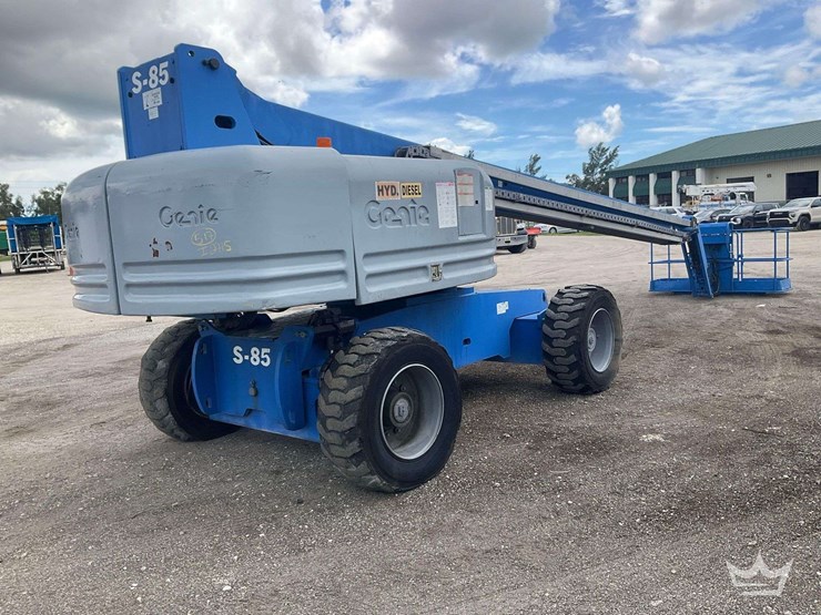 2005-genie-s85-image-3