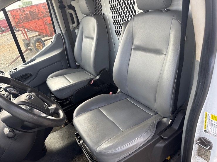 2018-ford-transit-image-16