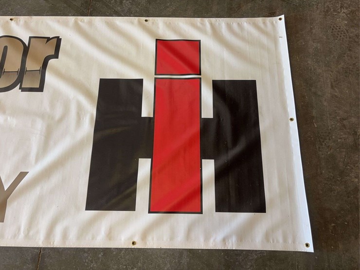 international-harvester-gold-demonstrator-50th-anniversary-banner-image-6