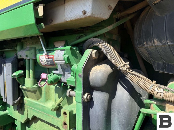 2001-john-deere-8110-image-17