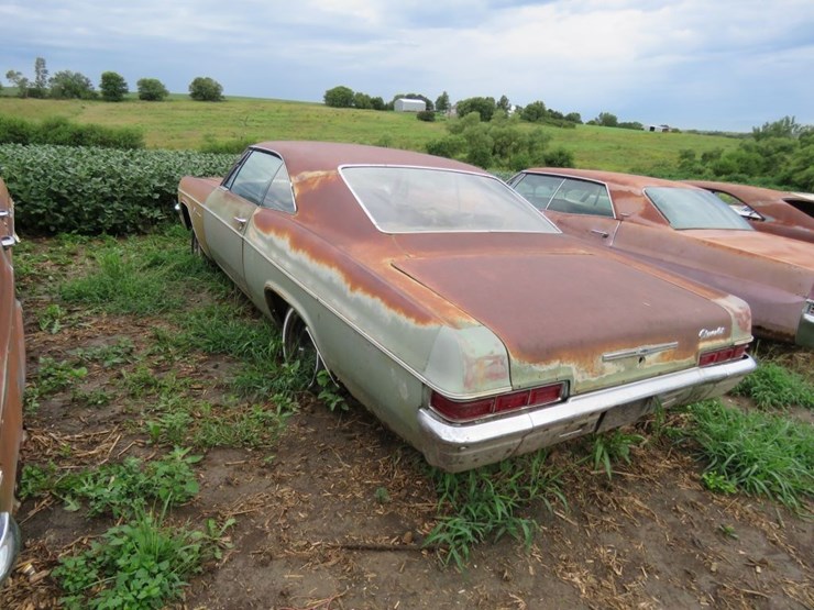 1966-chevrolet-impala-2dr-ht-image-6