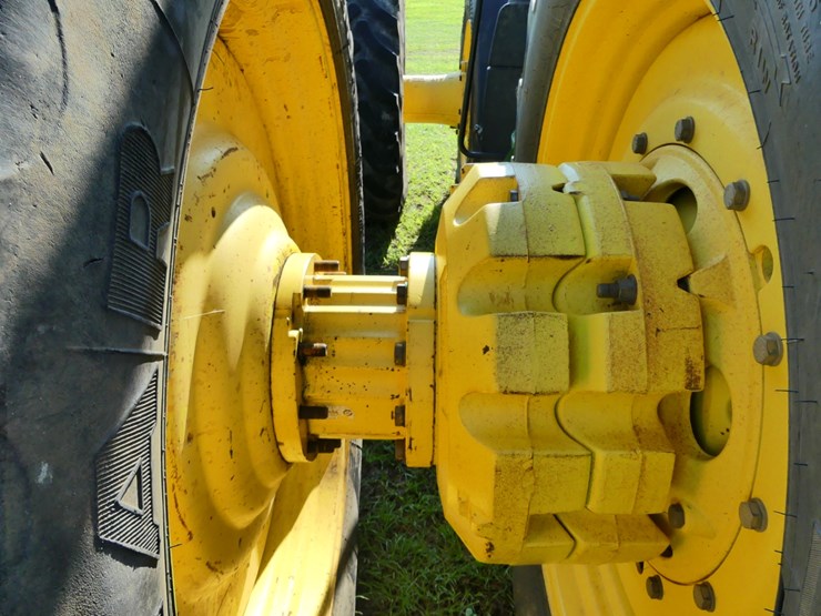 2014-john-deere-8370r-image-9