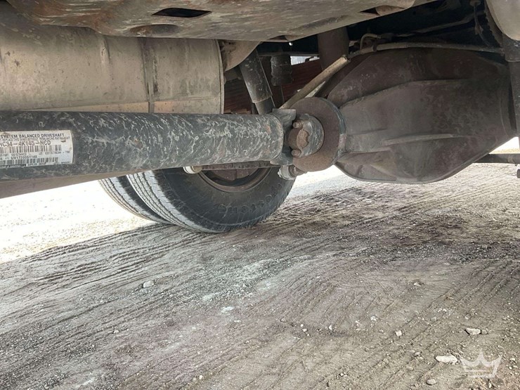 2017-ford-f350-image-40