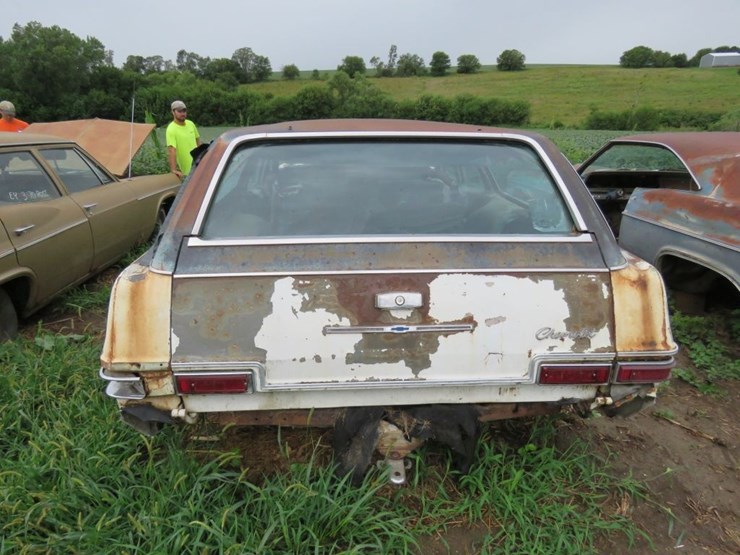 1966-chevrolet-impala-4dr-wagon-image-6