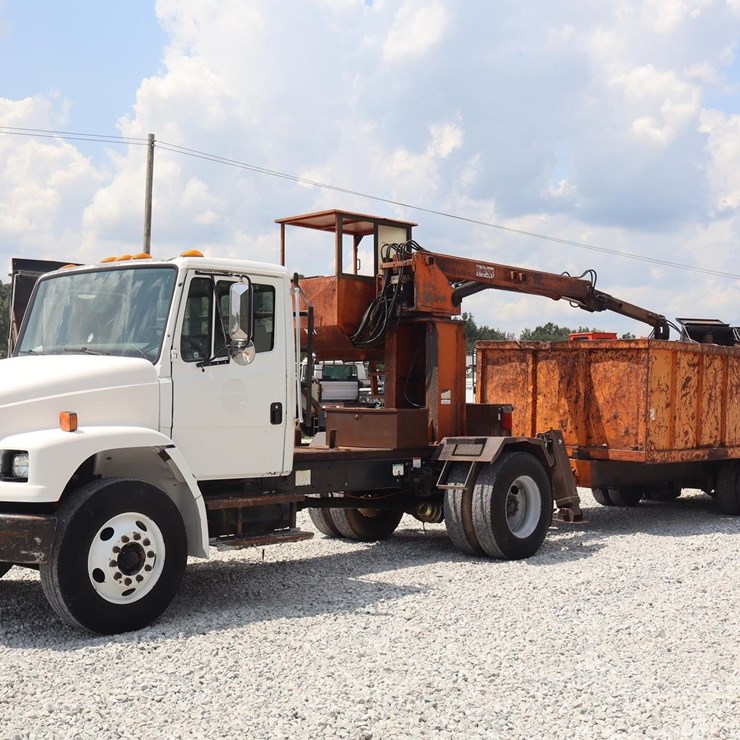 2001 FREIGHTLINER FL70