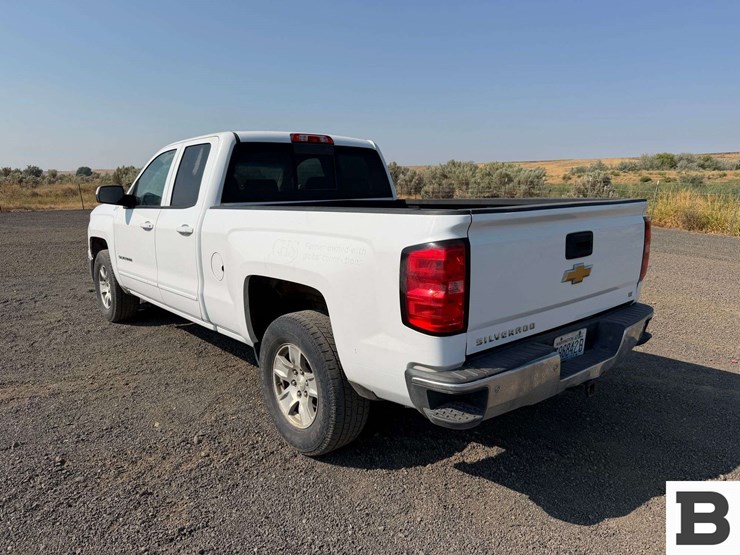 2015-chevrolet-silverado-1500-image-3