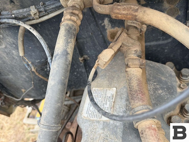 1988-mack-rd688s-image-43