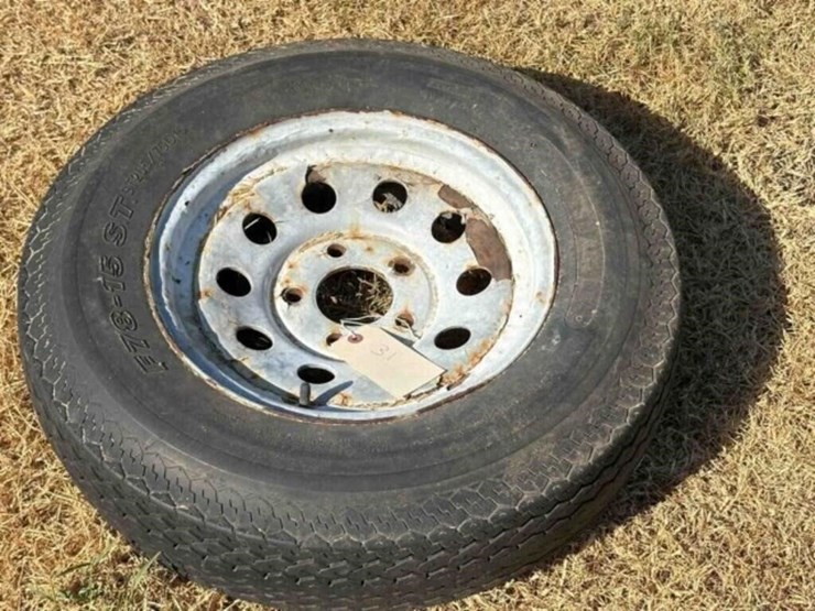 used---st205/75d15-image-1