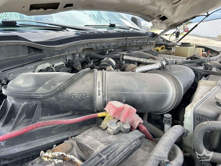 2019-ford-f550-image-10