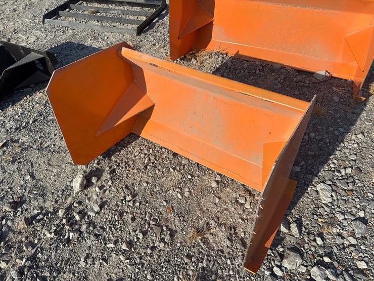 #97-•-36"-mini-skid-steer-snow-pusher-inv#54732-image-7