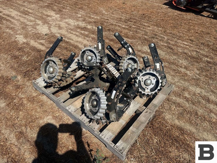 martin-till-planter-row-cleaner-assemblies-image-2