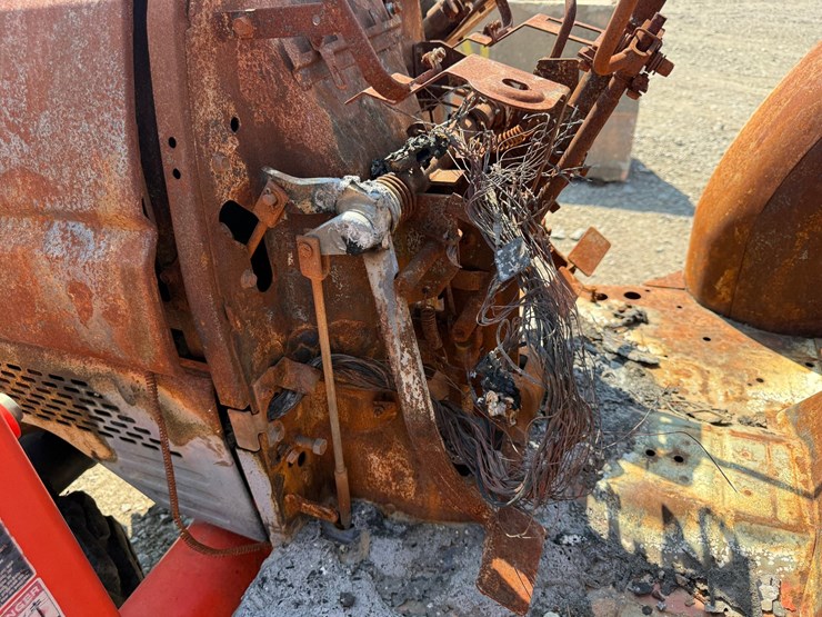 #52917-•-*inop-tractor-inv#52917-image-22