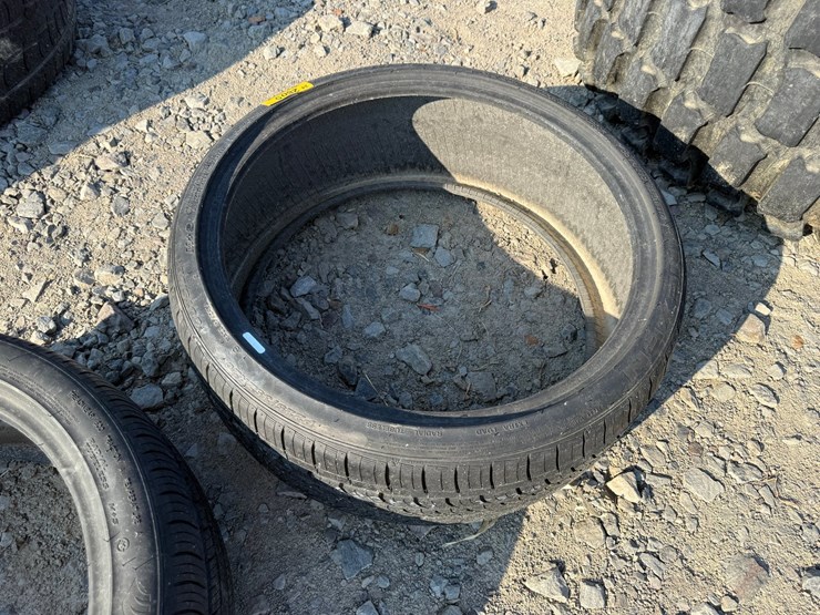 #2805-•-(1)-nexen-225/35zr20-tire-inv#-2805-image-1
