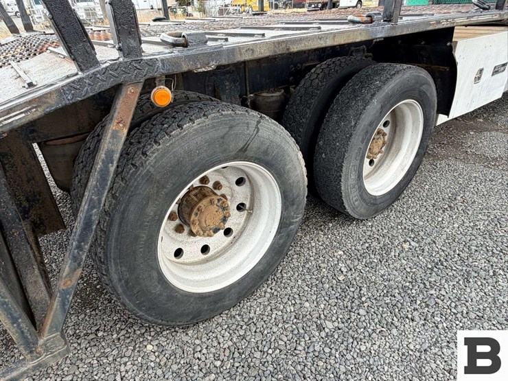 1988-peterbilt-377-image-20
