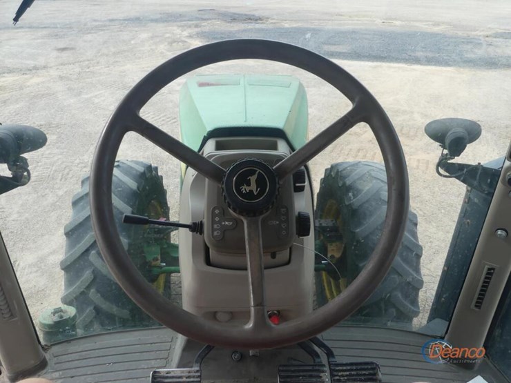 2013-john-deere-8285r-image-21