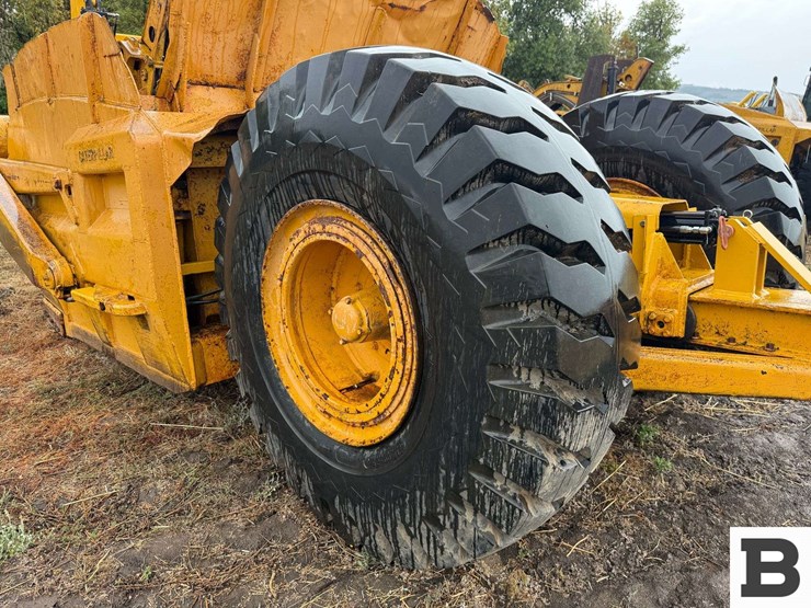 caterpillar-60-image-26