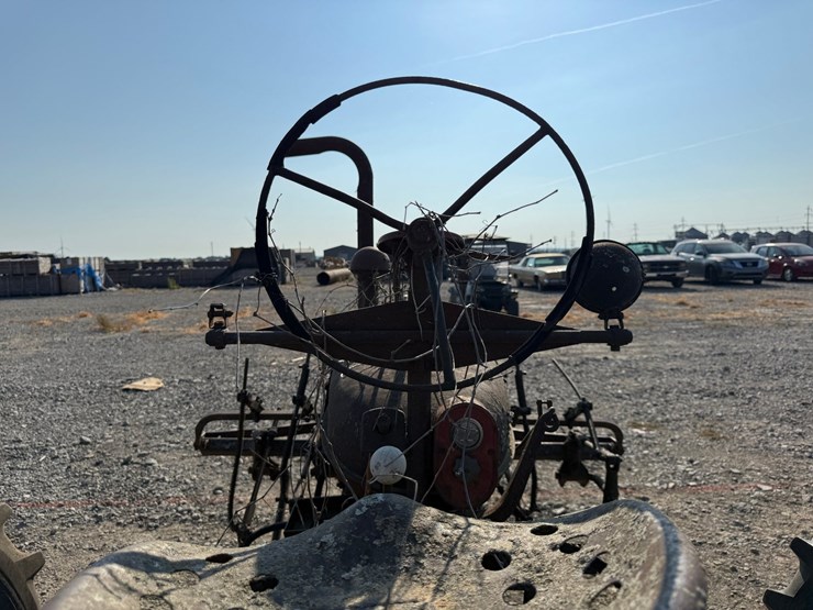 ford-tractor-image-10