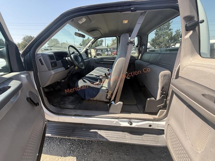 2001-ford-f250-image-25