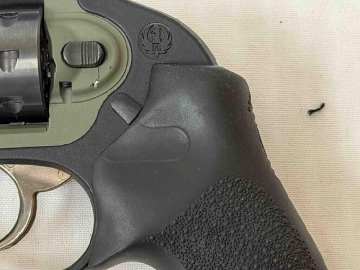 ruger-lcr-od-green-22lr-pistol-image-5