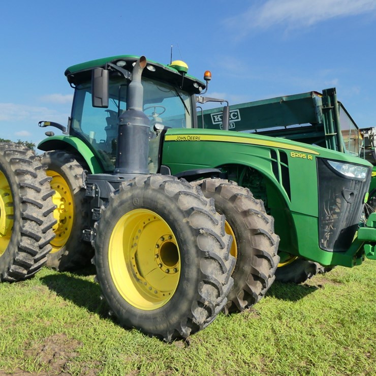 2017 JOHN DEERE 8295R