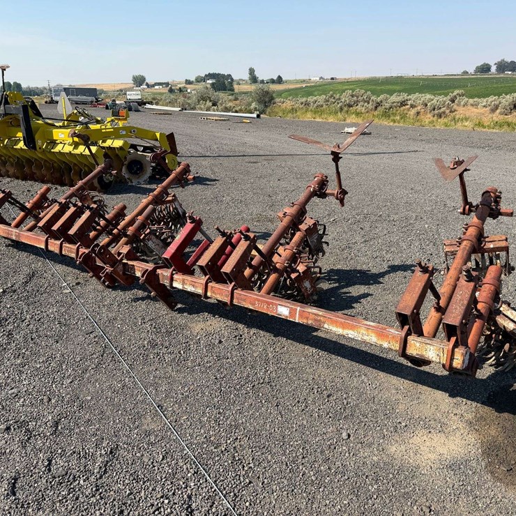 15' Lilliston Rolling Cultivator Toolbar
