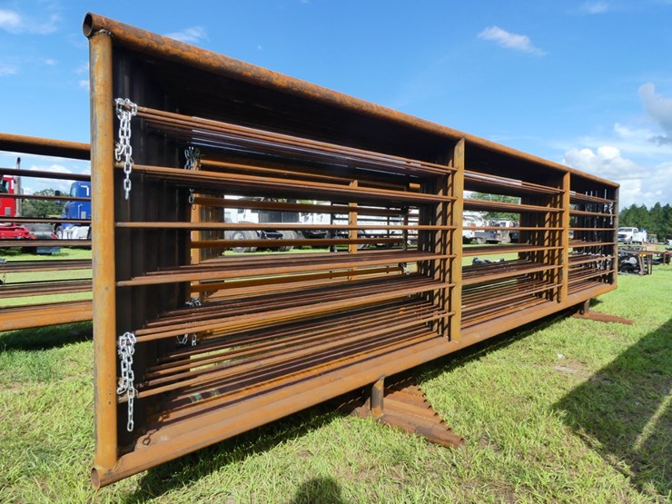 (10)-24'-free-standing-panels-image-2
