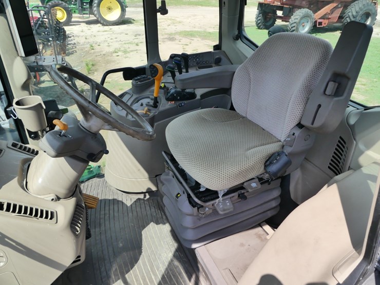 2022-john-deere-6175m-image-11