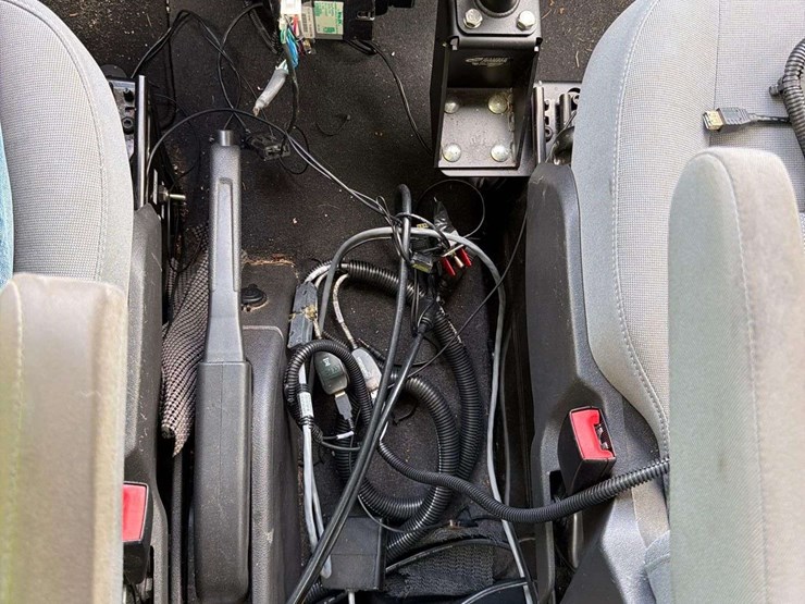 2019-ford-transit-image-10