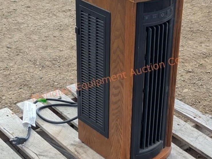 electric-oak-heater-w/-fan-&-remote-image-8