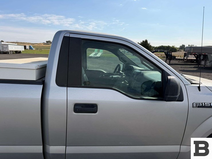 2016-ford-f150-image-22
