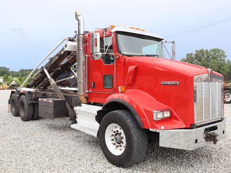 2011-kenworth-t800-image-7