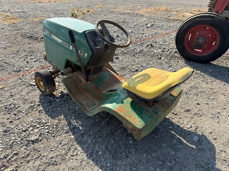 john-deere-130-image-4