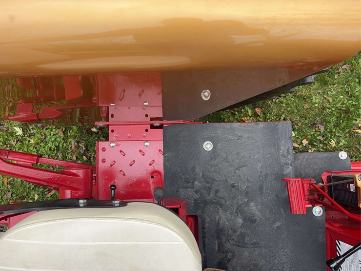1970-1456-farmall-row-crop-mfwa-golden-demonstrator-image-65