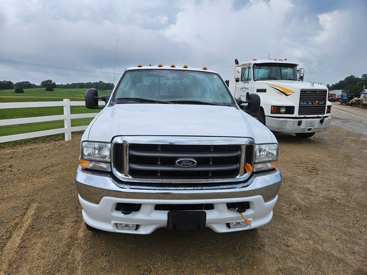 2004-ford-f450-xlt-image-8