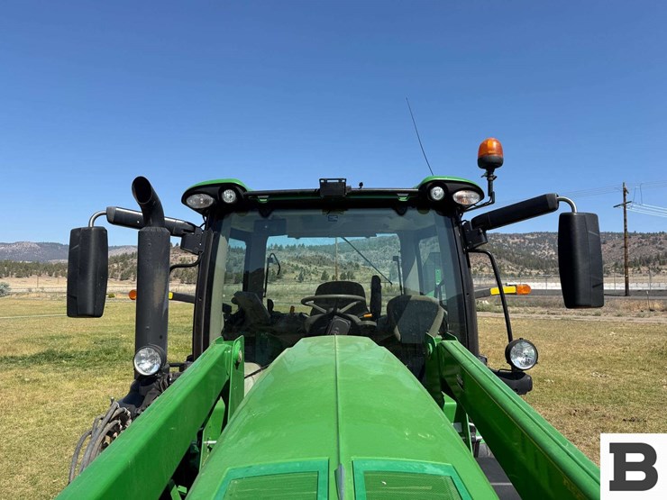 2016-john-deere-6155r-image-13