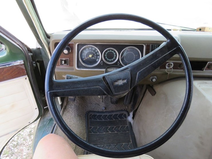 1972-chevrolet-beauville-sportvan-10-image-15