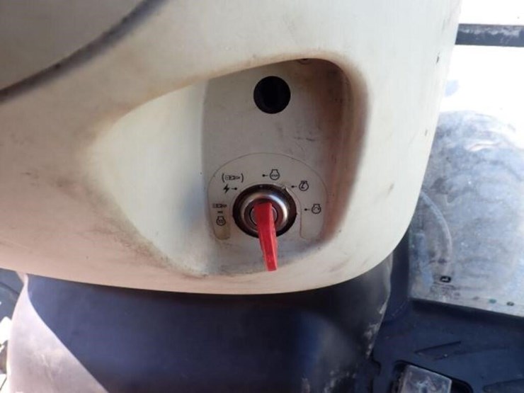 john-deere-3520-image-16