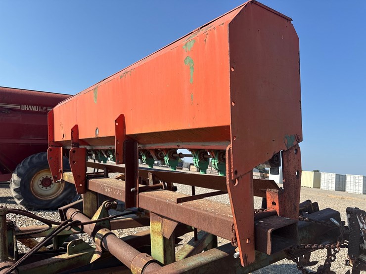 #49390-•-levee-squeezer-w/-seeder-inv#-49390-image-11