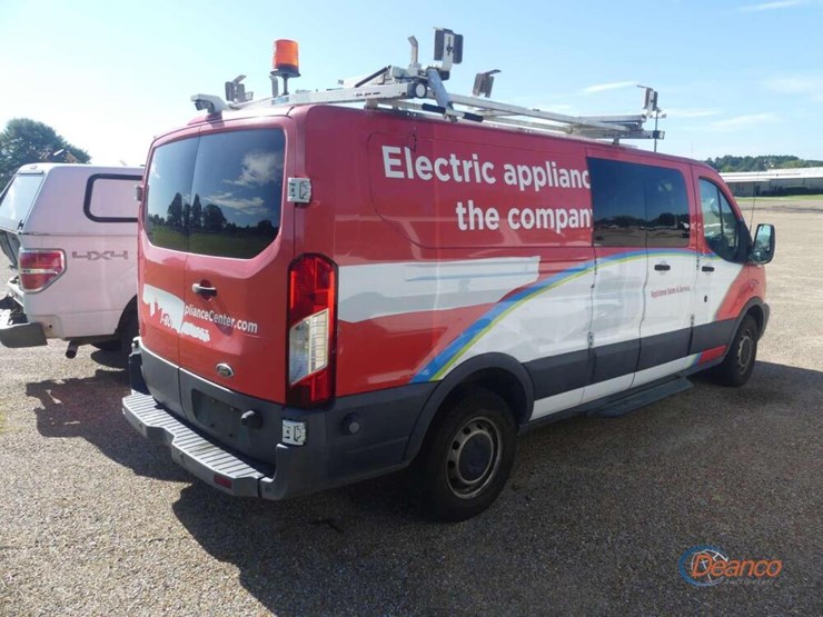2015-ford-transit-image-2
