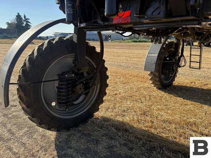 2018-case-ih-patriot-2250-image-25