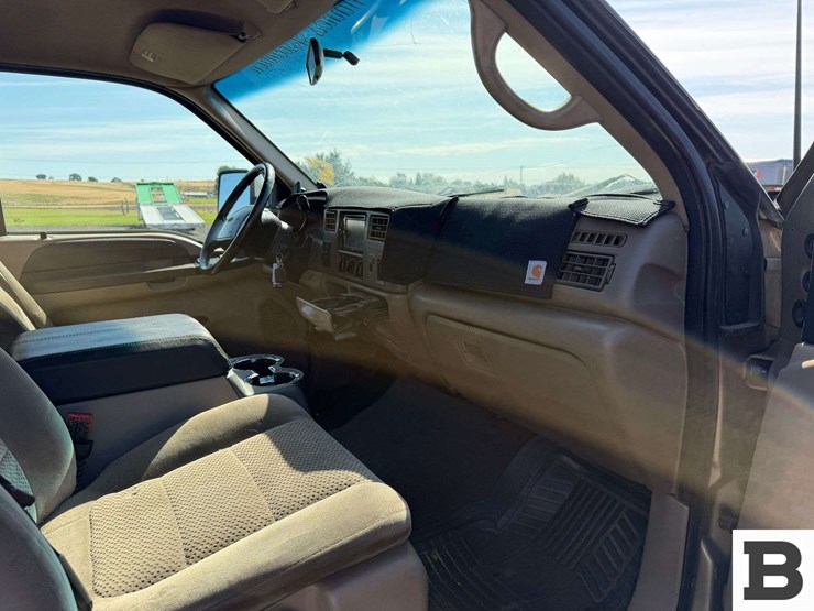 2001-ford-f250-image-26