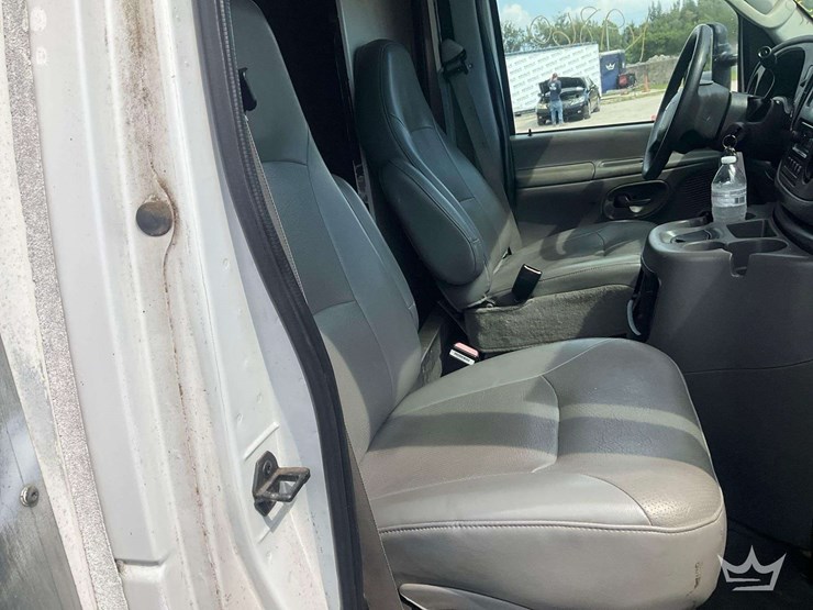 2004-ford-e450-image-20
