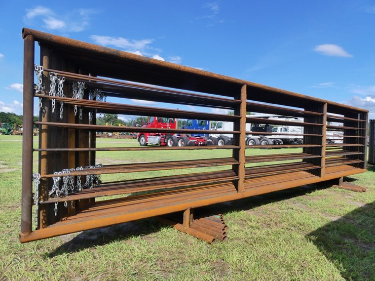 (10)-24'-free-standing-panels-image-2