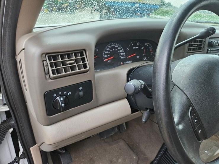 2004-ford-f450-xlt-image-37