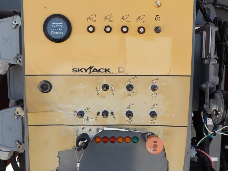 2016-skyjack-sj66t-image-21