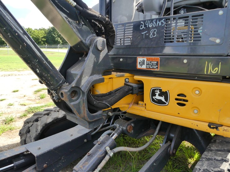 2022-deere-35g-image-11